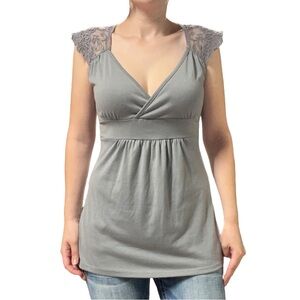 Vintage✨ | Vanity | Y2K Gray Crochet Lace Trim V Neck Tie Back Babydoll Top